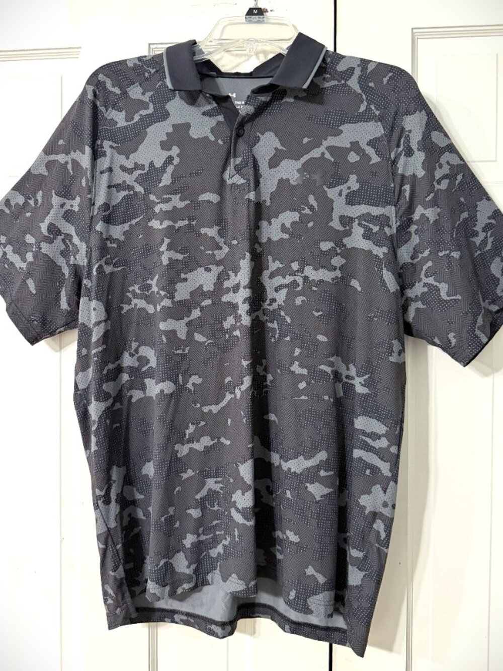 Under Armour Black/Gray Camo Polo ISO-Chill Loose Fit Men's Size Large NEW